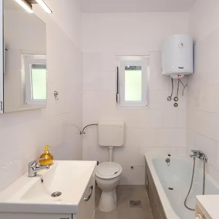 3 Bedroom Awesome In Holiday home Rastevic