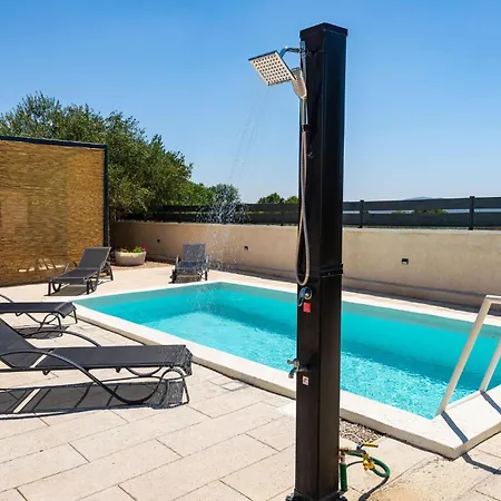 3 Bedroom Awesome In * Rastevic